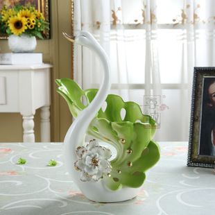 情人节产品陶瓷艺术花瓶家居小鸟摆件欧式玉瓷情侣天鹅镂空工艺品